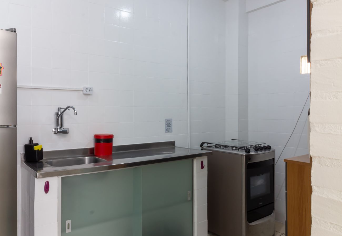 Apartment in Rio de Janeiro - 7 minutes from Ipanema beach | BT201
