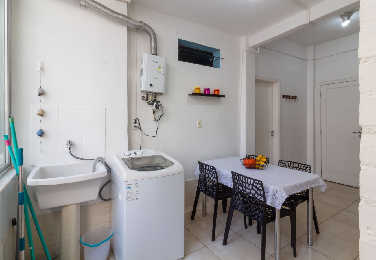 Apartment in Rio de Janeiro - 7 minutes from Ipanema beach | BT201
