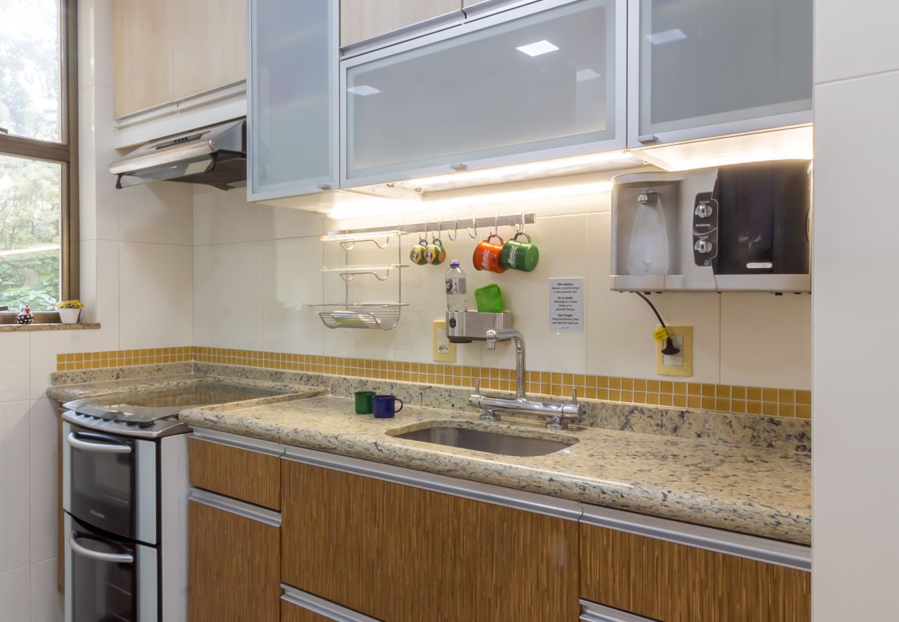 Apartment in Rio de Janeiro - Sea view, 2 minutes from the beach | FMS502