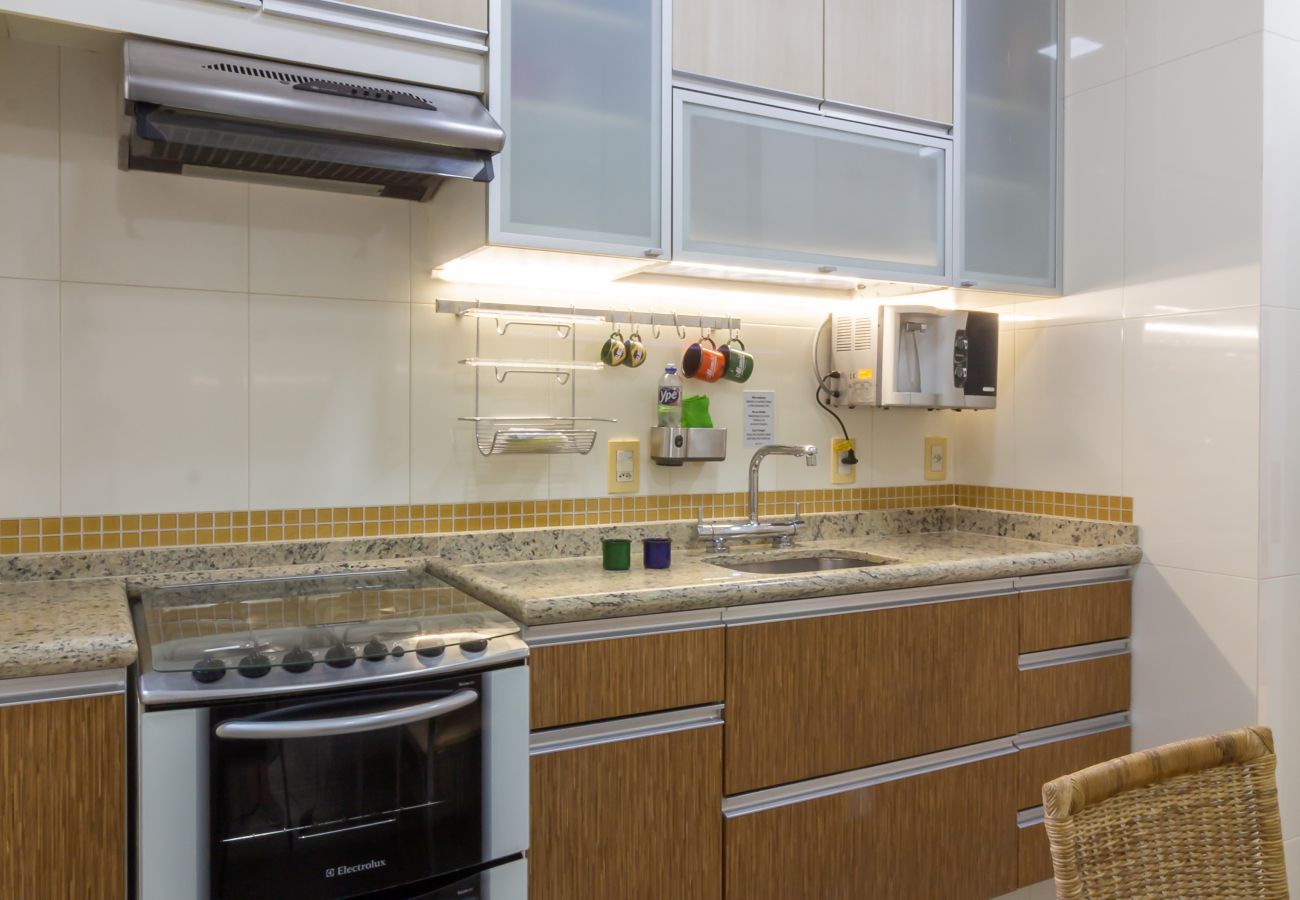 Apartment in Rio de Janeiro - Sea view, 2 minutes from the beach | FMS502