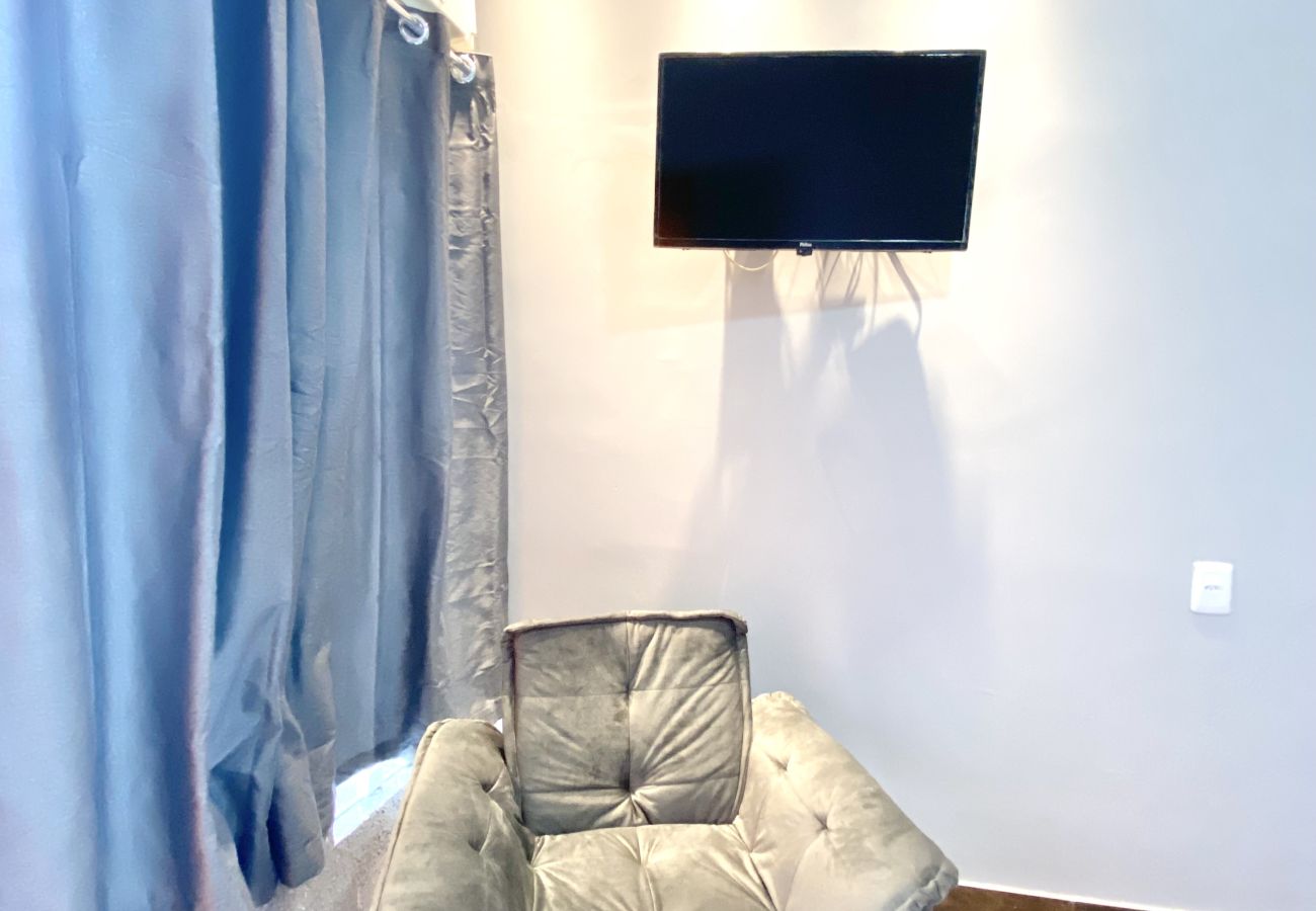 Rent by room in Cabo Frio - Pousada 1 minute from the beach | UNR