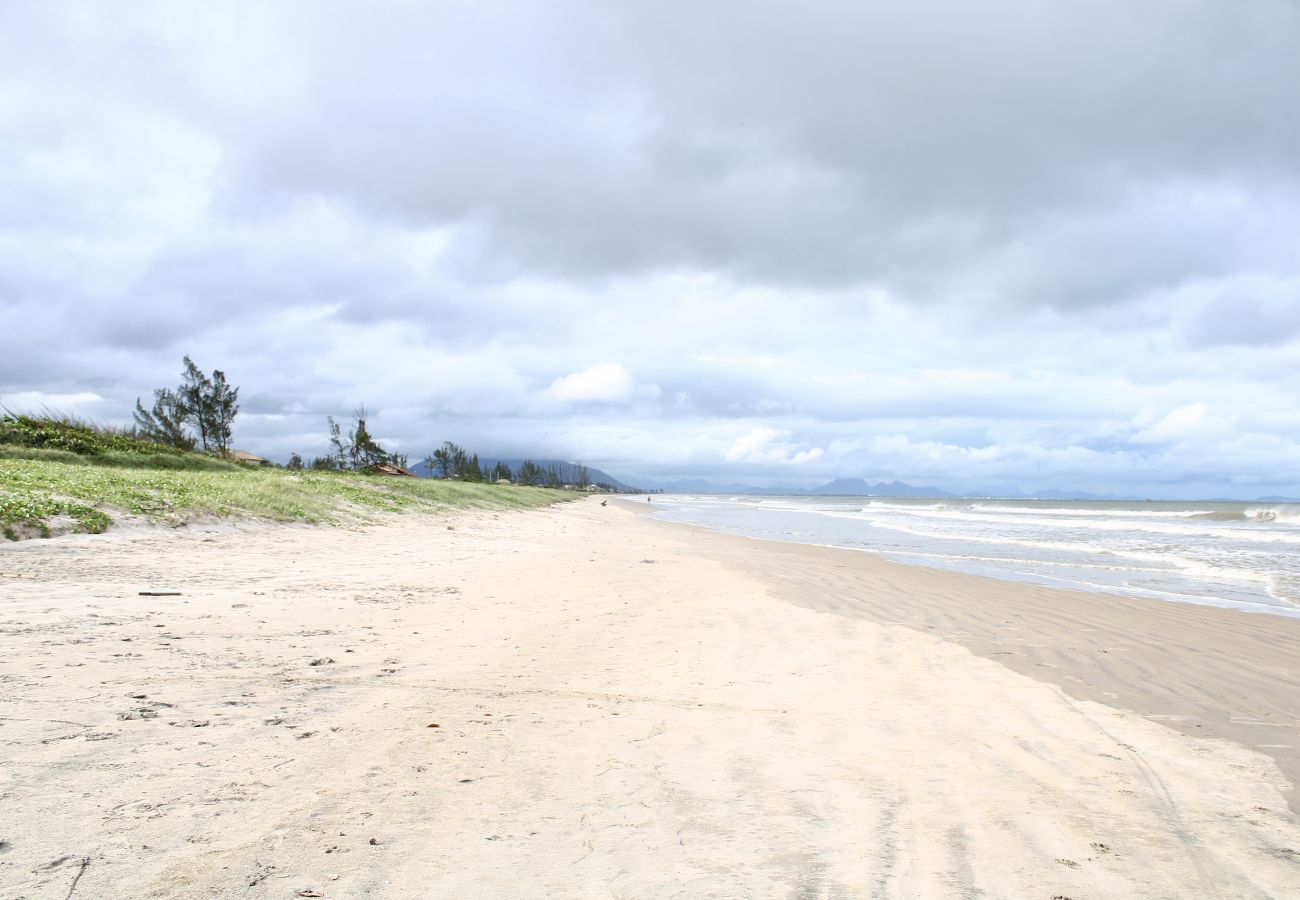 Rent by room in Cabo Frio - Pousada 1 minute from the beach | UNR