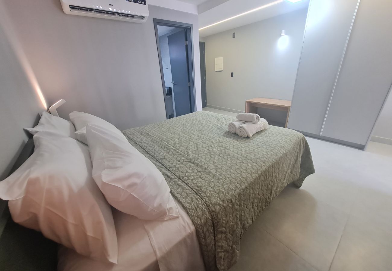 Apartment in João Pessoa - URBAN 750 TAMBAU Flat | Studio Deluxe Queen Bed