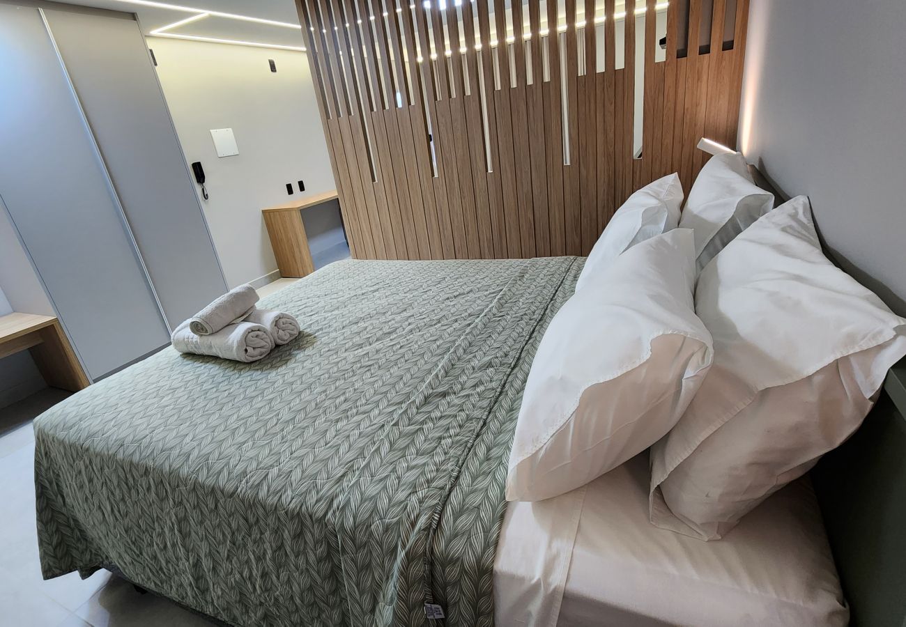 Apartment in João Pessoa - URBAN 750 TAMBAU Flat | Studio Deluxe Queen Bed