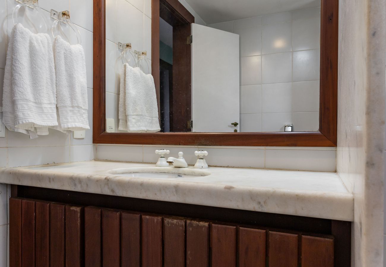 House in Mangaratiba - House with private beach in Porto Bello Mangaratiba