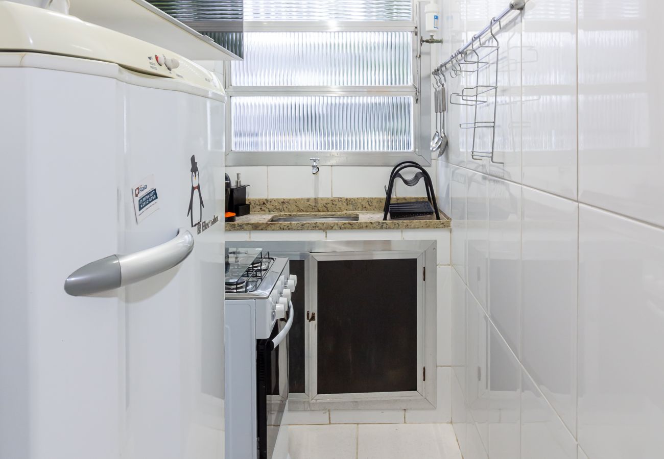 Apartment in Rio de Janeiro - 5 minutes from Leblon beach | AP403