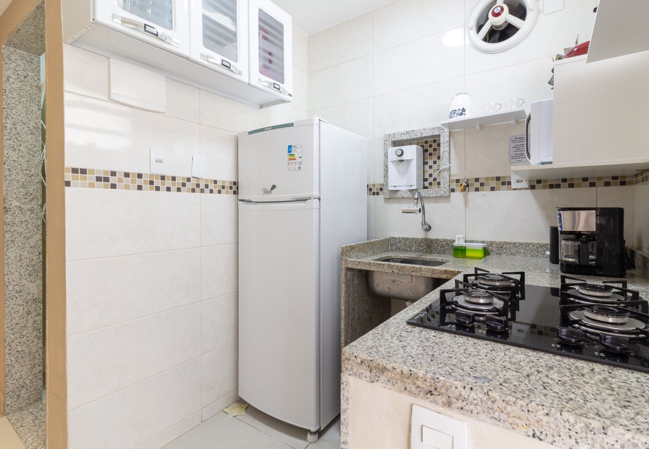 Apartment in Rio de Janeiro - Cosy in Copacabana 7 minutes from the beach | FM211