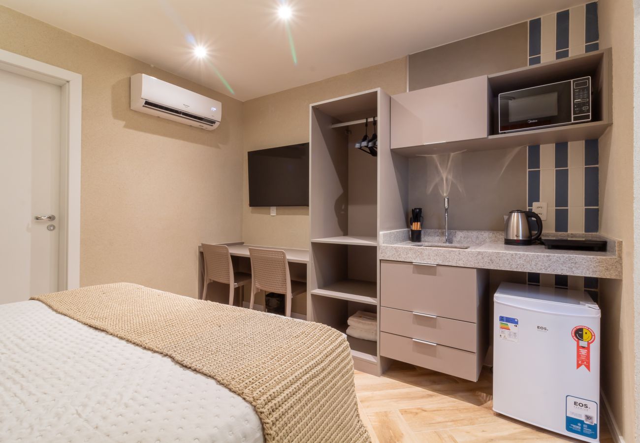 Apartment in Rio de Janeiro - Cosy a few steps from Copacabana Beach | Q16