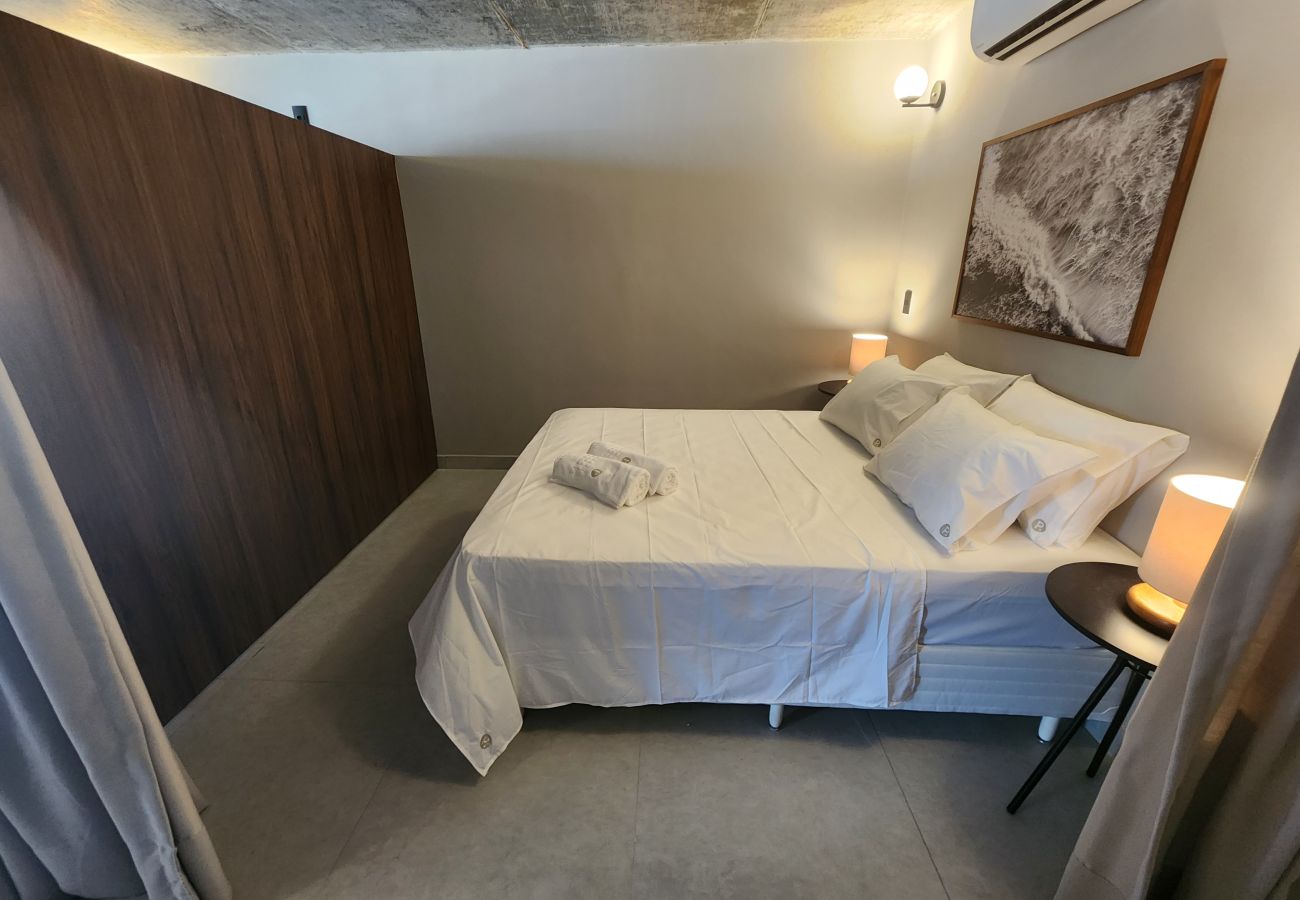 Apartment in João Pessoa - URBAN 750 TAMBAU Flat | Deluxe Studio Queen Bed