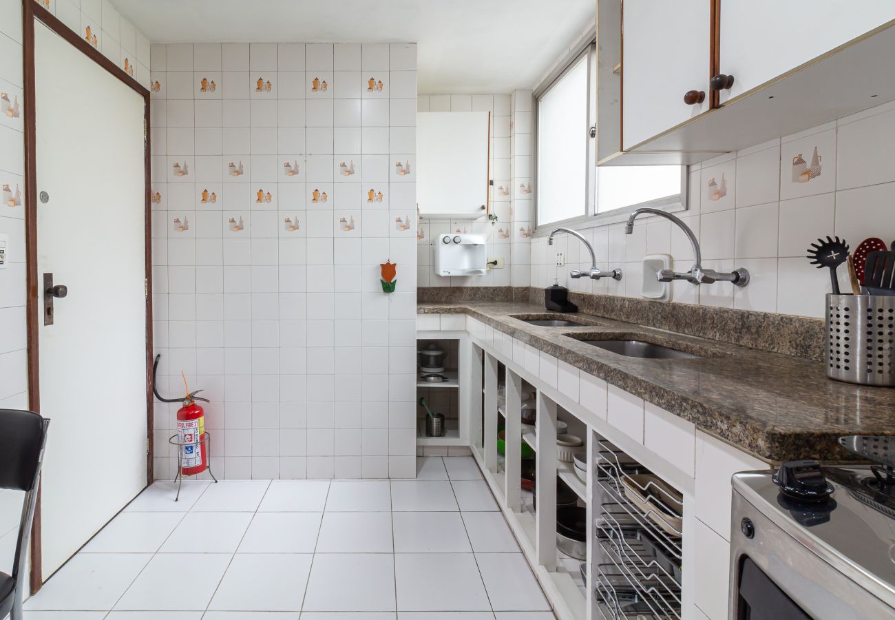 Apartamento en Rio de Janeiro - Comodidad y Tranquilidad en Humaitá | M404