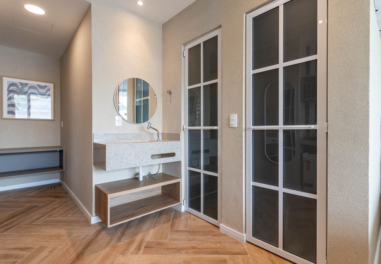 Apartamento en Rio de Janeiro - Vista al mar y balcón con bañera | Q11