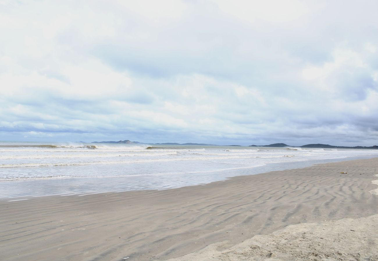 Chambres d'hôtes à Cabo Frio - Pousada a 1 minuto da praia | UNR