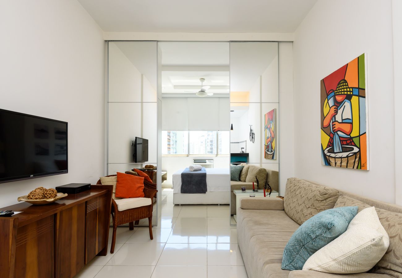 Appartamento a Rio de Janeiro - 450 metros da praia do Leme | PI903