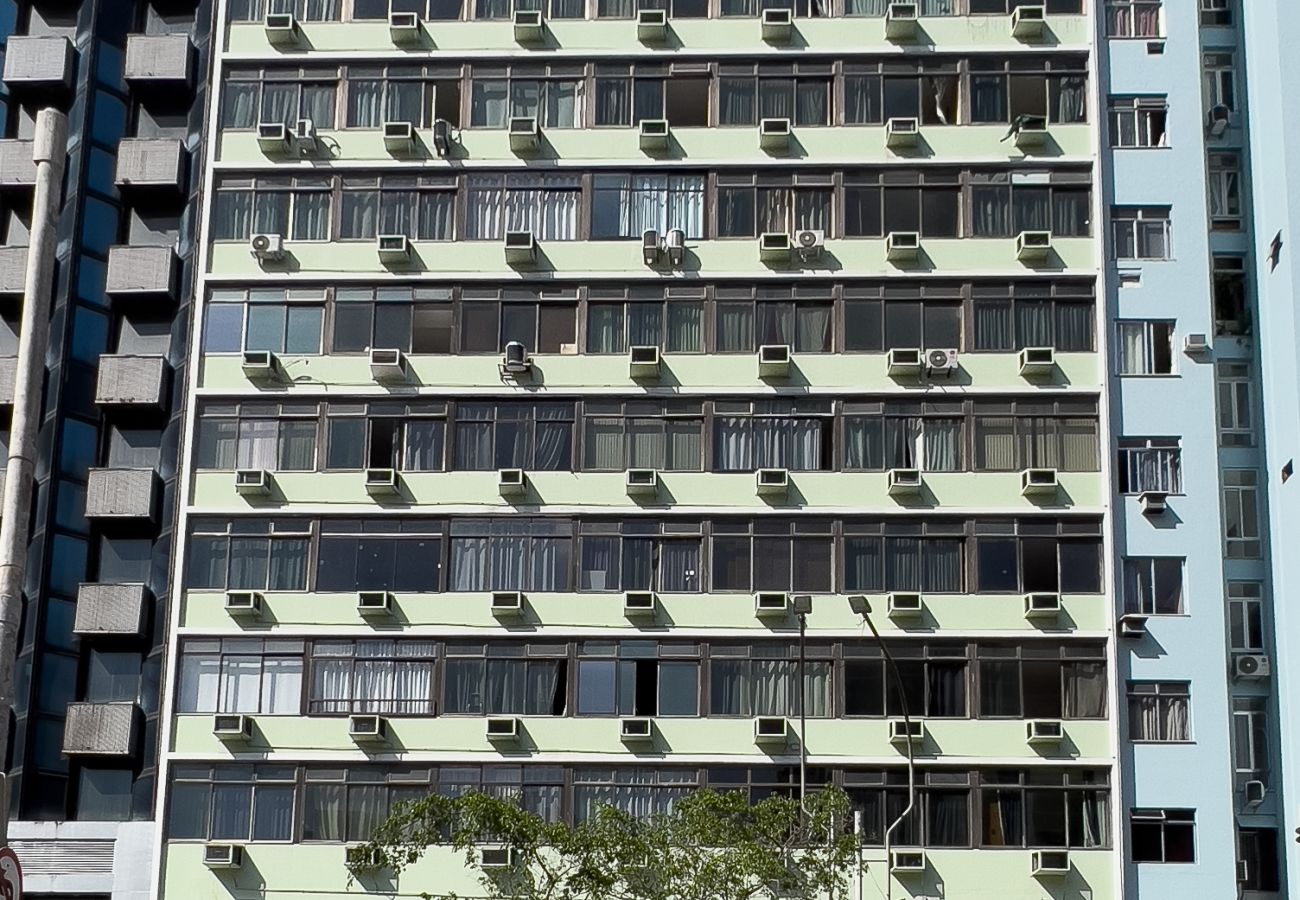 Appartamento a Rio de Janeiro - 450 metros da praia do Leme | PI401