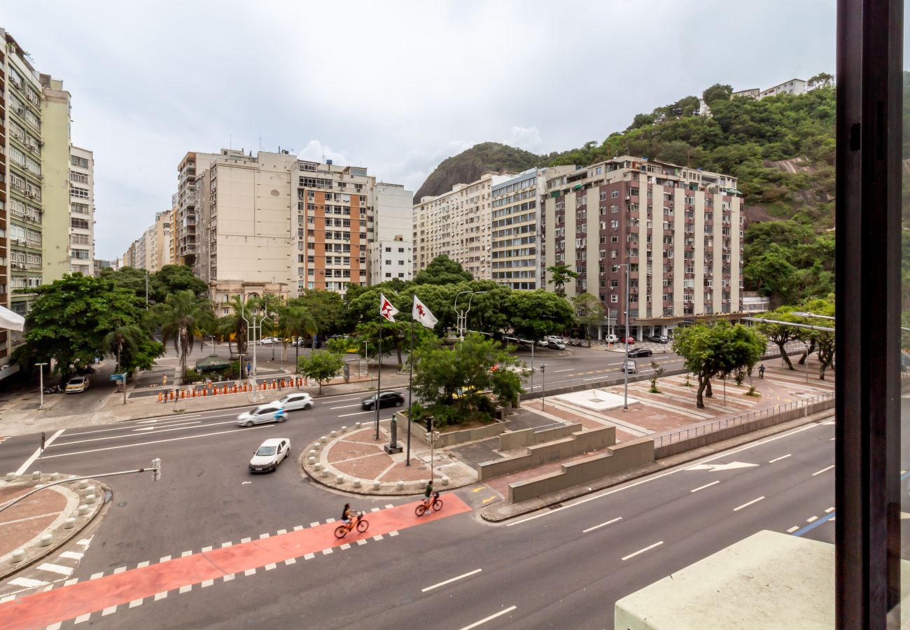 Appartamento a Rio de Janeiro - 450 metros da praia do Leme | PI401