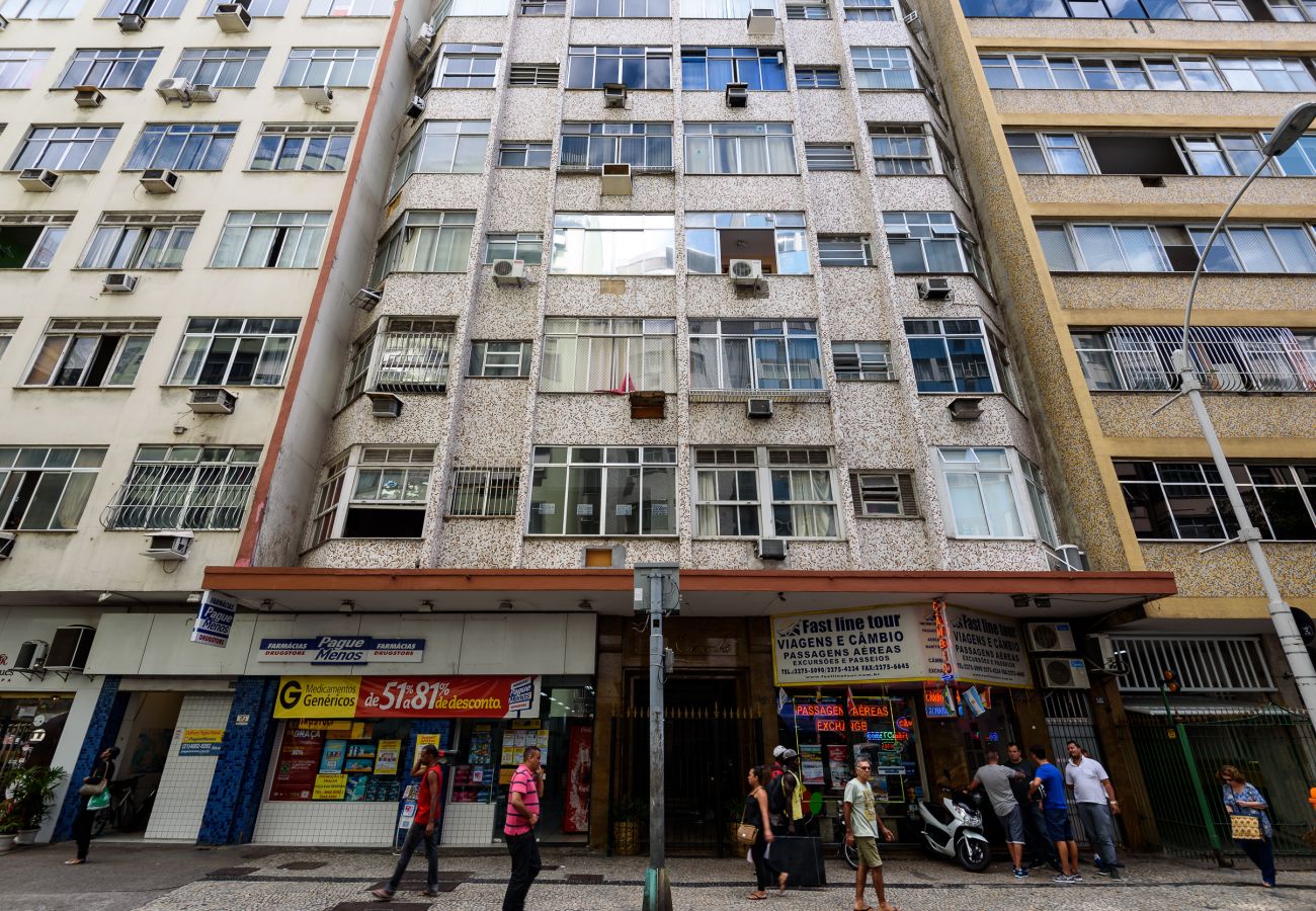 Appartamento a Rio de Janeiro - Vista lateral para o mar, 3 minutos da praia | PJ204