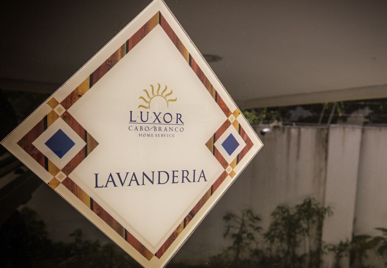 Appartamento a João Pessoa - Luxor Cabo Branco|Vista Mar,Beira-Mar,Praia,Wi-Fi