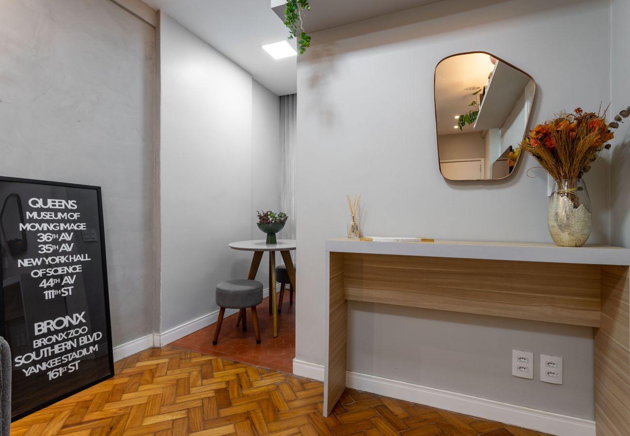 Appartamento a Rio de Janeiro - Apartamento em Copacabana | Suíte | BI204