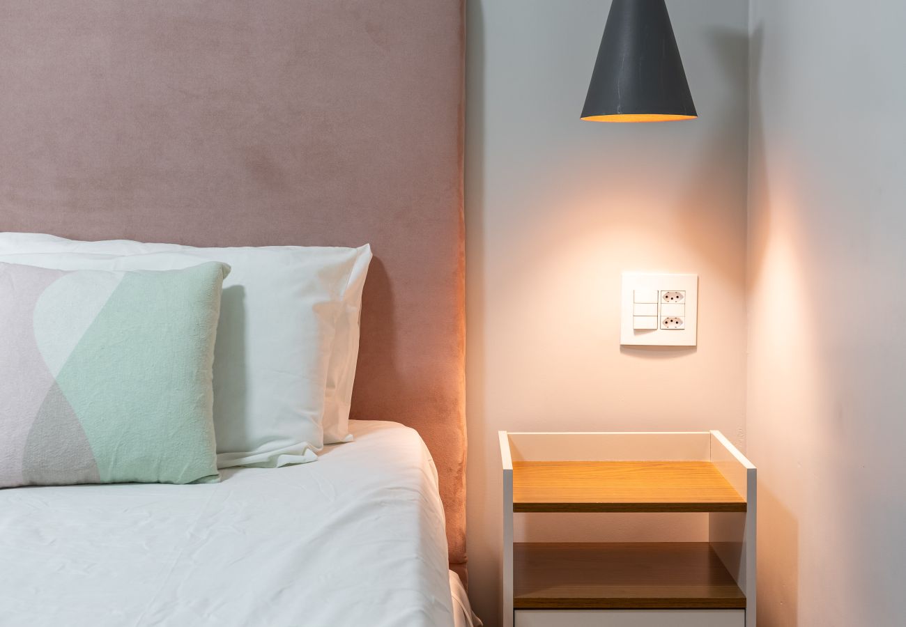 Appartamento a Rio de Janeiro - Apartamento em Copacabana | Suíte | BI204