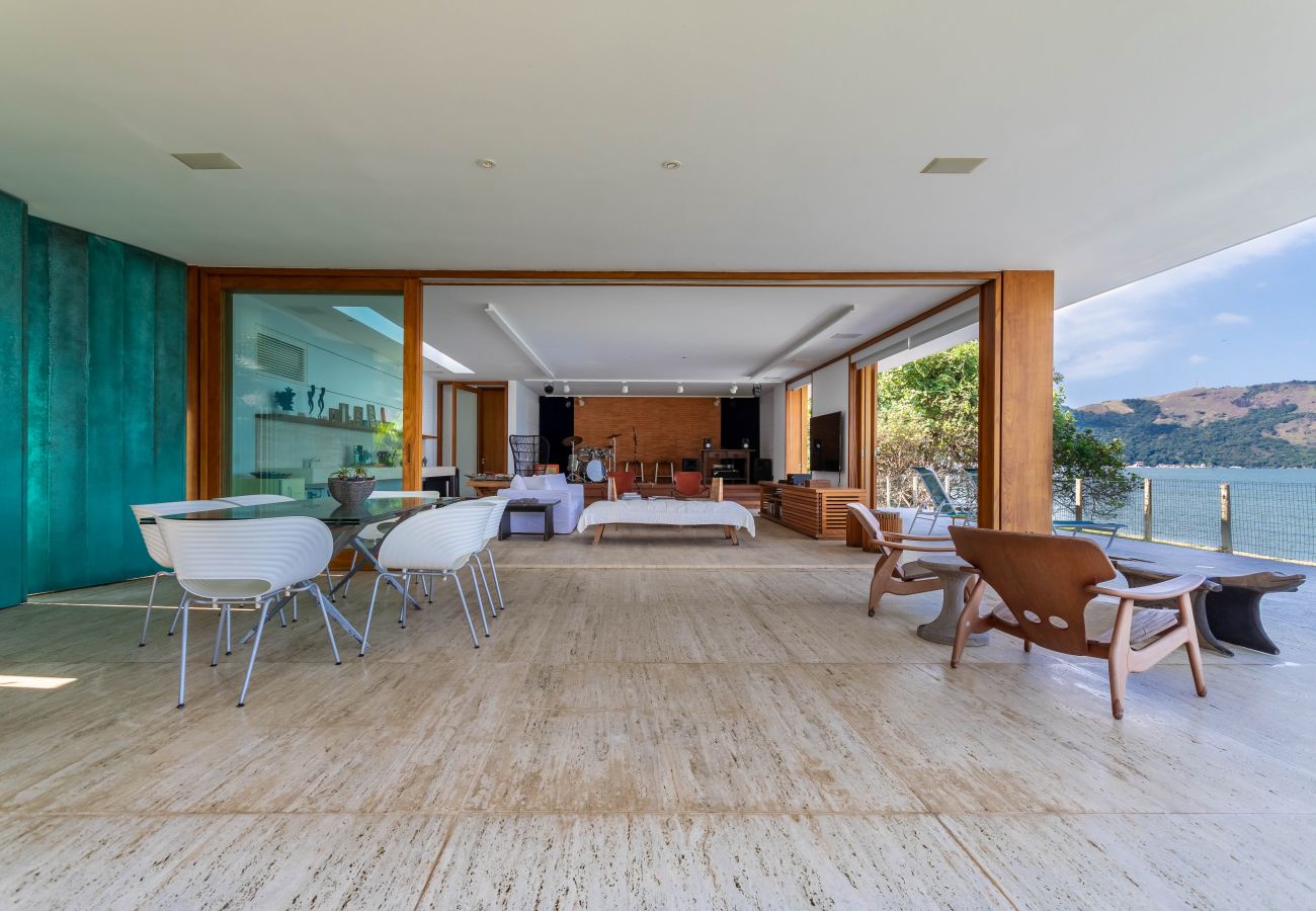 Casa a Mangaratiba - Casa com praia particular em Porto Bello Mangaratiba