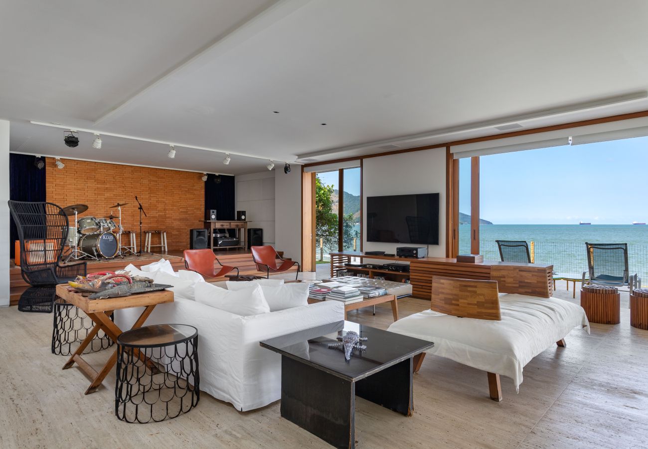 Casa a Mangaratiba - Casa com praia particular em Porto Bello Mangaratiba