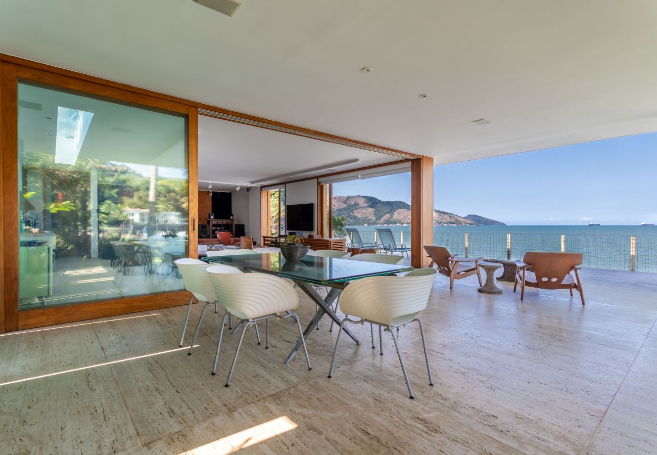 Casa a Mangaratiba - Casa com praia particular em Porto Bello Mangaratiba