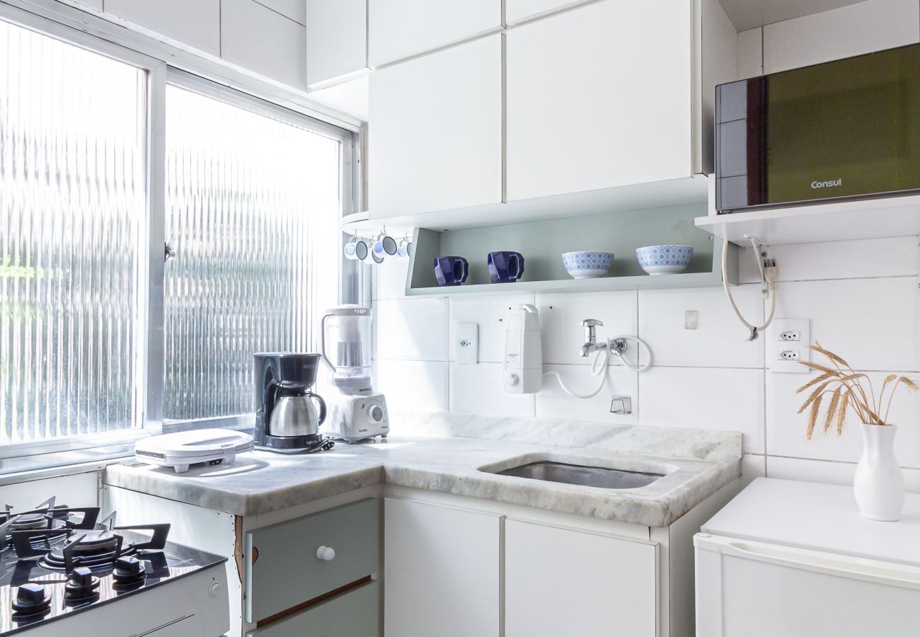 Appartamento a Rio de Janeiro - Apartamento em Copacabana a 9 minutos da Praia | STC202