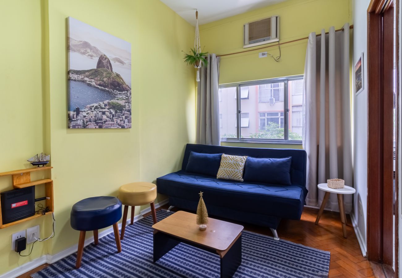 Appartamento a Rio de Janeiro - Apartamento em Copacabana a 9 minutos da Praia | STC202