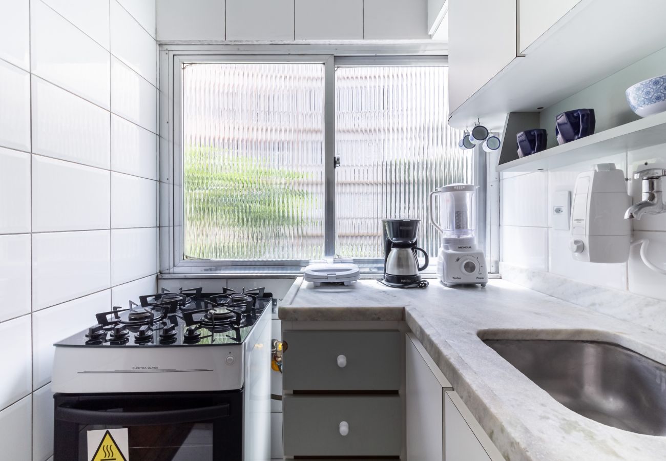 Appartamento a Rio de Janeiro - Apartamento em Copacabana a 9 minutos da Praia | STC202