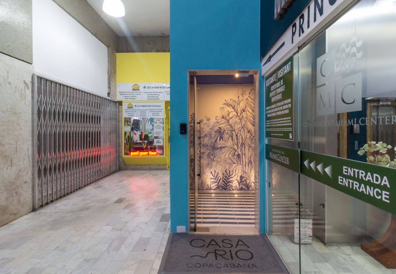 Appartamento a Rio de Janeiro - Refúgio a Poucos Passos de Praia de Copacabana | Q1 PCD