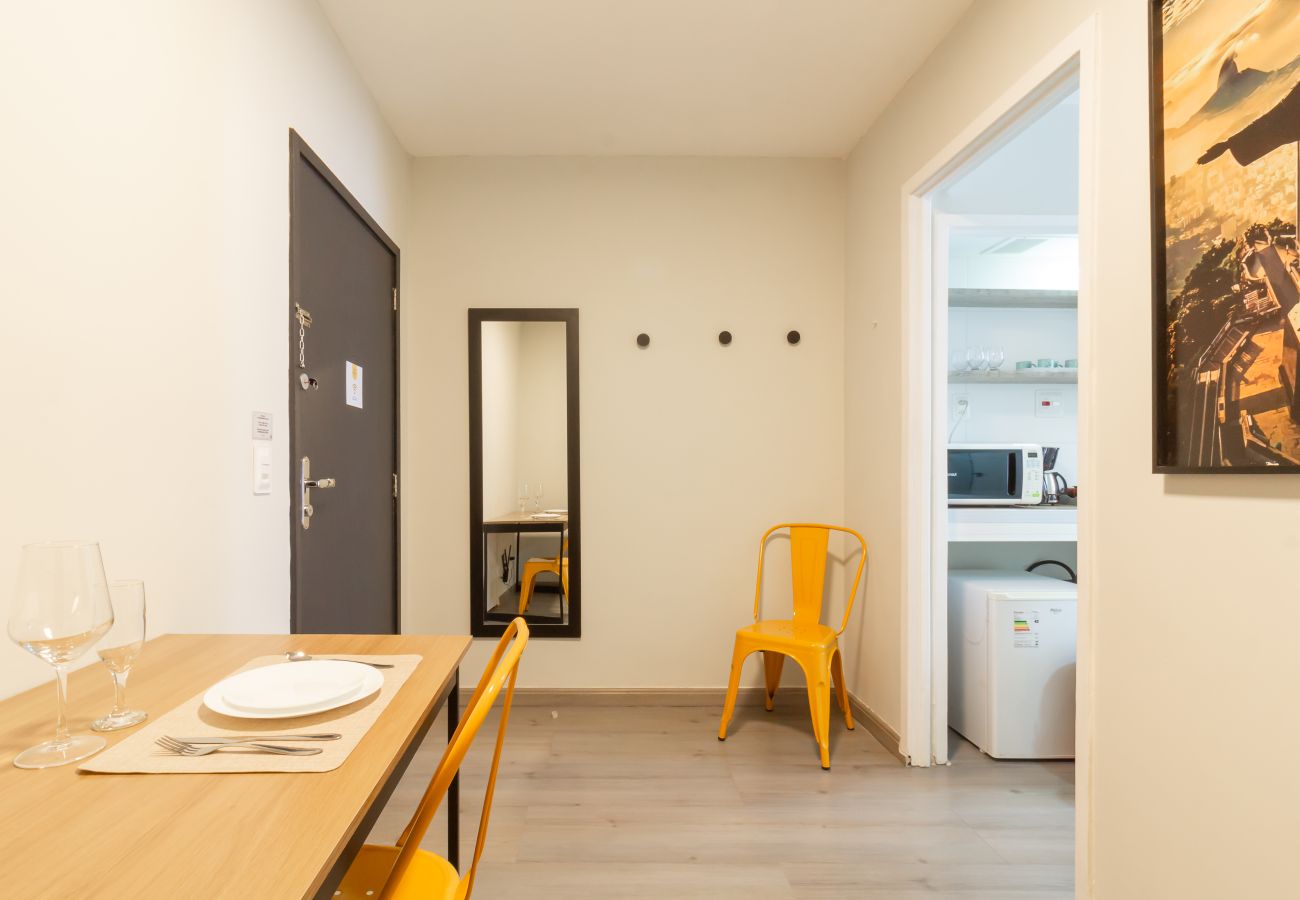 Studio a Rio de Janeiro - Conforto no Coração do Rio | RB1701