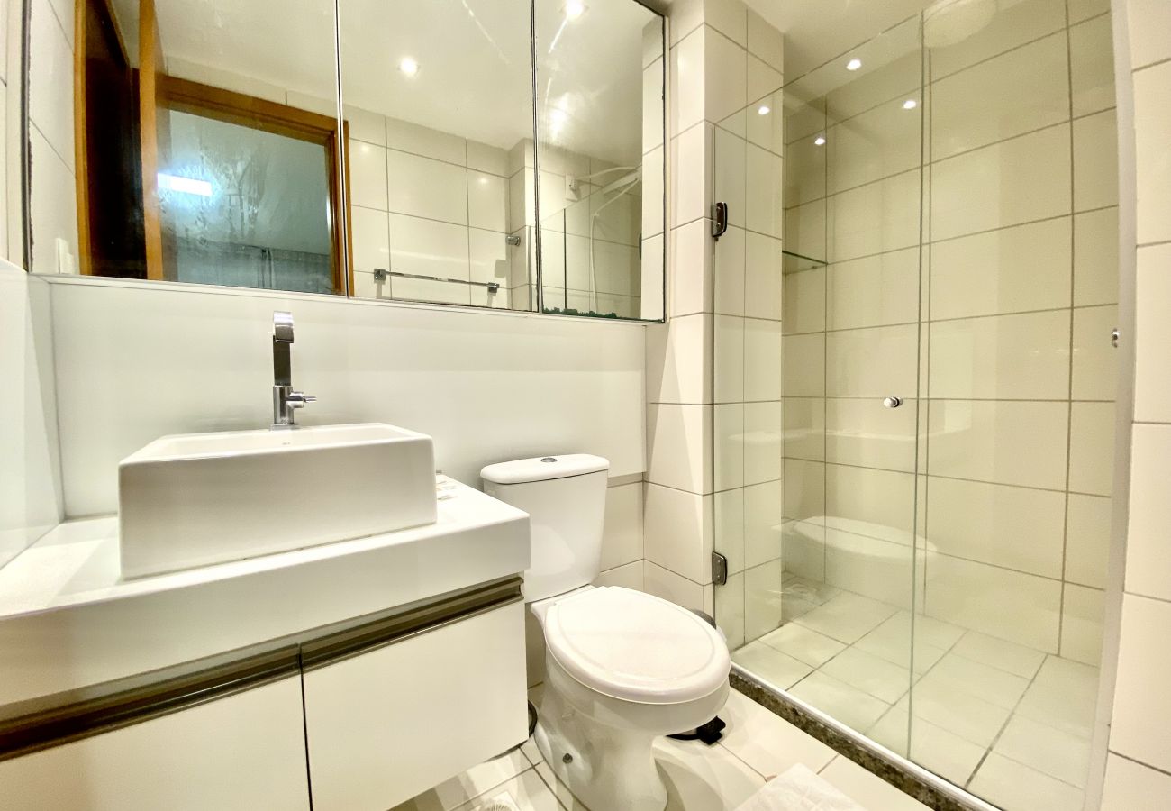 Apartamento em João Pessoa -  Luxor Cabo Branco| Com varanda ,Beira-Mar,Praia,Wi-Fi