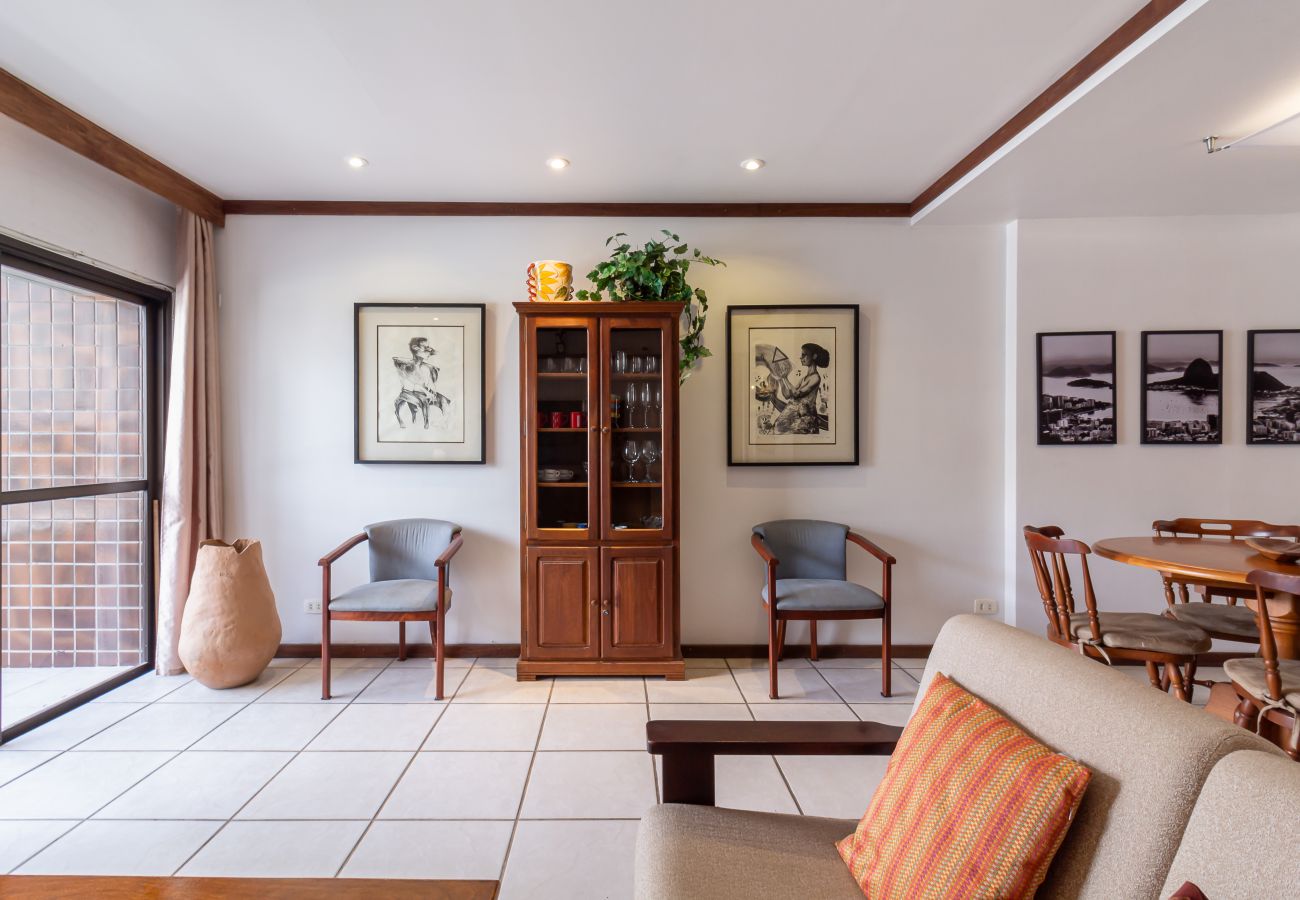 Apartamento em Rio de Janeiro - Conforto e Tranquilidade no Humaitá | M404