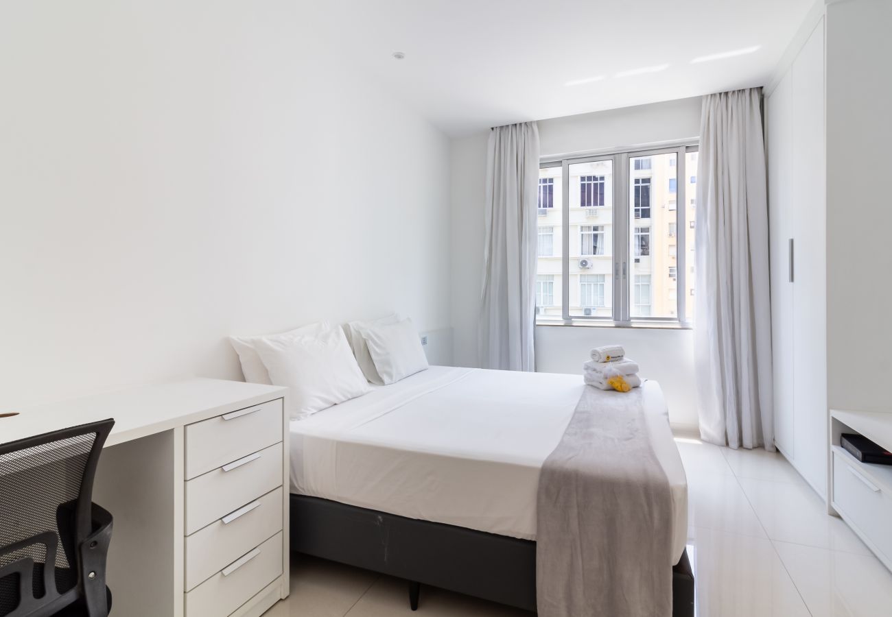 Apartamento em Rio de Janeiro - Apartamento em Copacabana a 3 minutos da Praia | NSC602