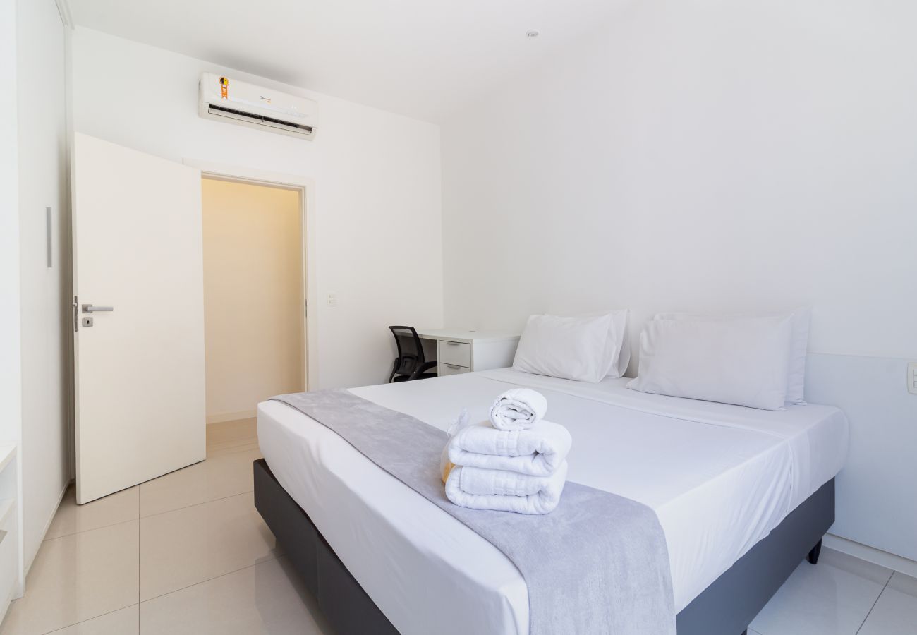 Apartamento em Rio de Janeiro - Apartamento em Copacabana a 3 minutos da Praia | NSC602