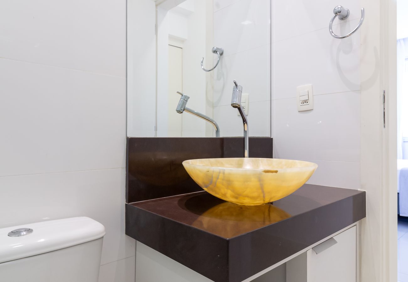 Apartamento em Rio de Janeiro - Apartamento em Copacabana a 3 minutos da Praia | NSC602