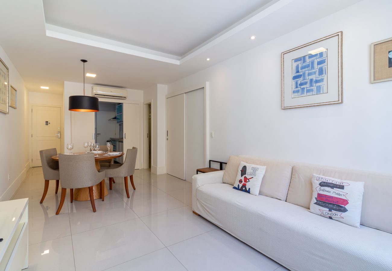 Apartamento em Rio de Janeiro - Apartamento em Copacabana a 3 minutos da Praia | NSC602