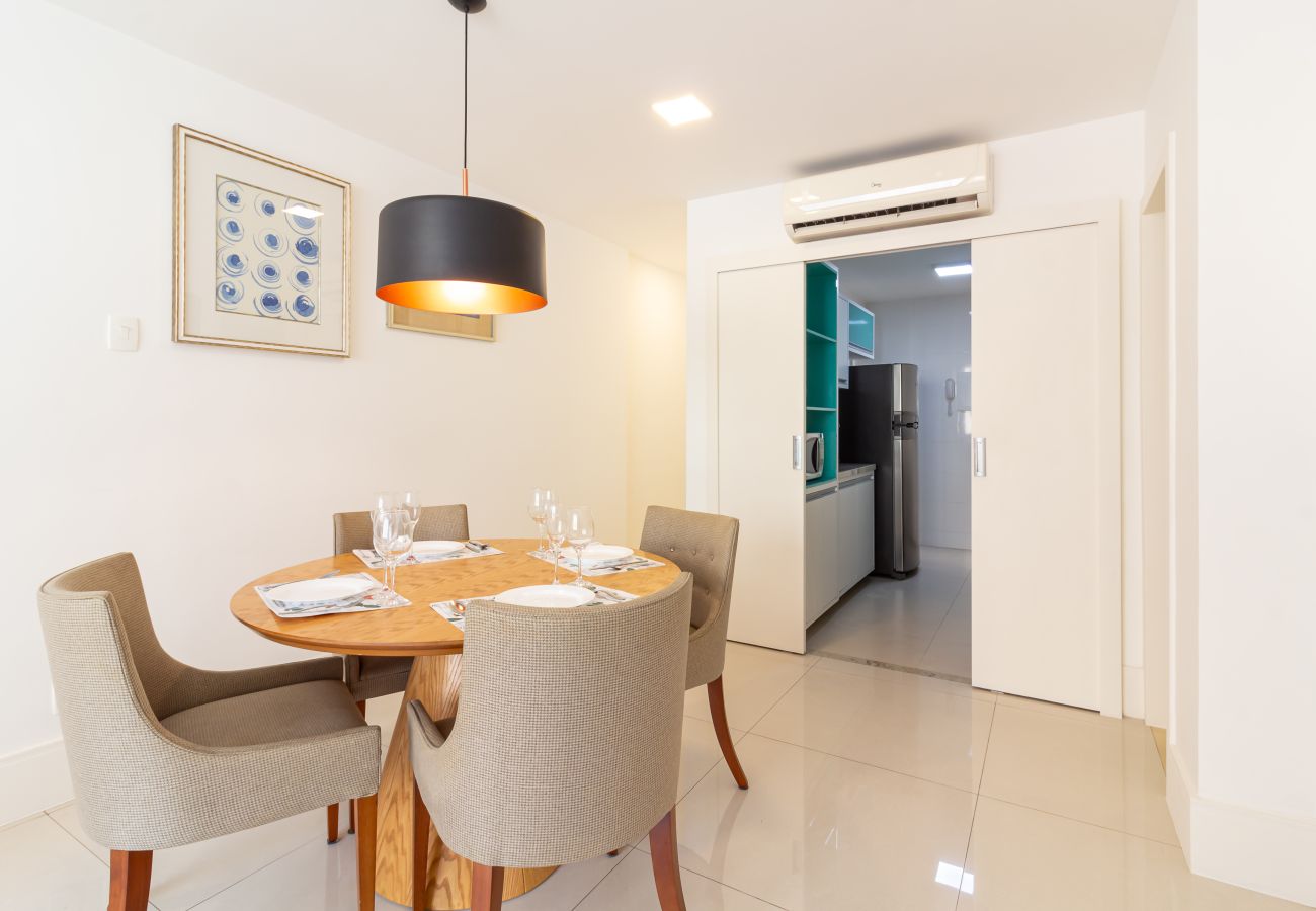 Apartamento em Rio de Janeiro - Apartamento em Copacabana a 3 minutos da Praia | NSC602