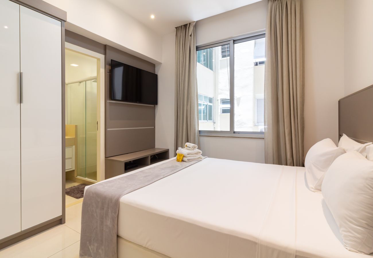 Apartamento em Rio de Janeiro - Apartamento em Copacabana a 3 minutos da Praia | NSC602