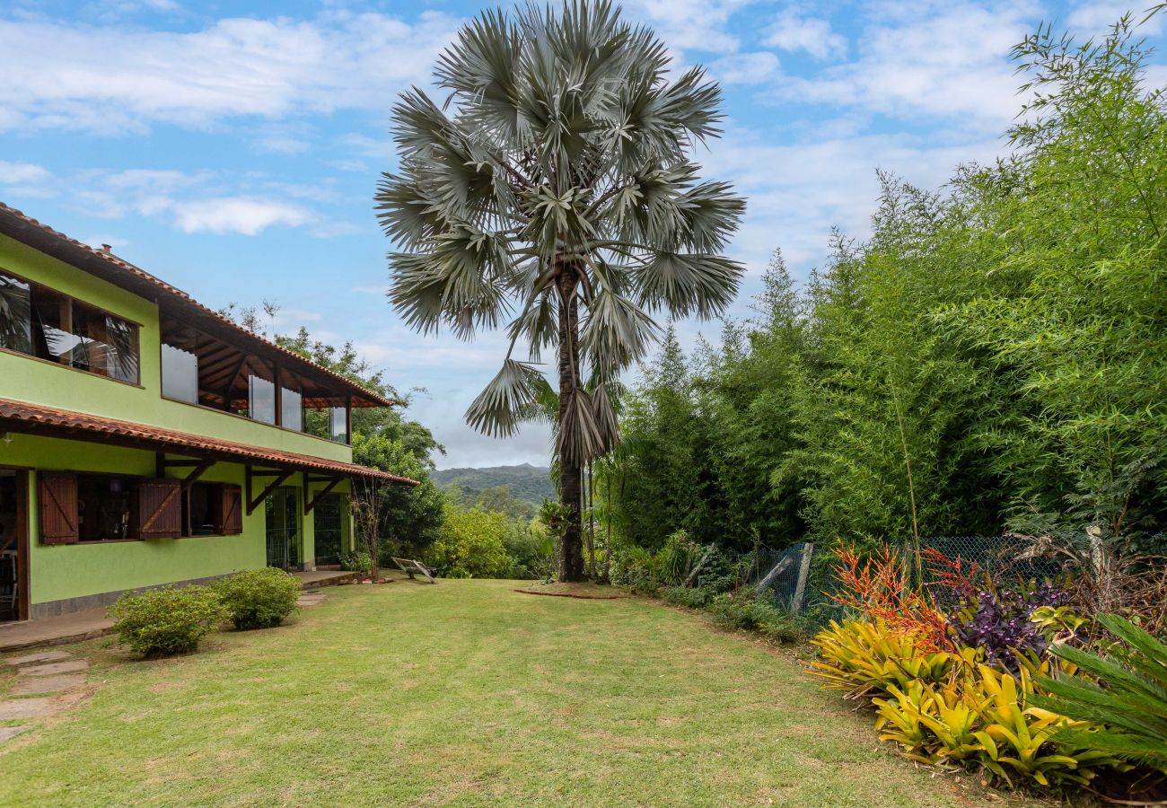 Casa em Miguel Pereira - Refúgio Perfeito em Miguel Pereira | AND61