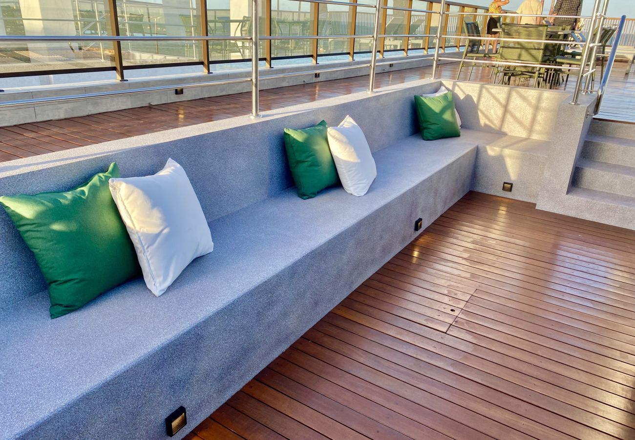 Apartamento em João Pessoa - ARPOAR | Apart-Hotel Luxo - VISTA LATERAL MAR